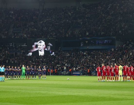 Aplauze pentru Il Luce Fotbalul european s a oprit in memoria lui Mircea Lucescu