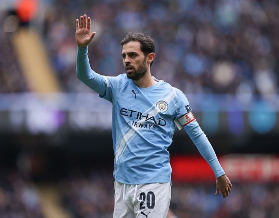 Bernardo Silva pleaca dupa 8 ani si 19 trofee Asistentul lui Guardiola admite ca nimeni nu l poate inlocui