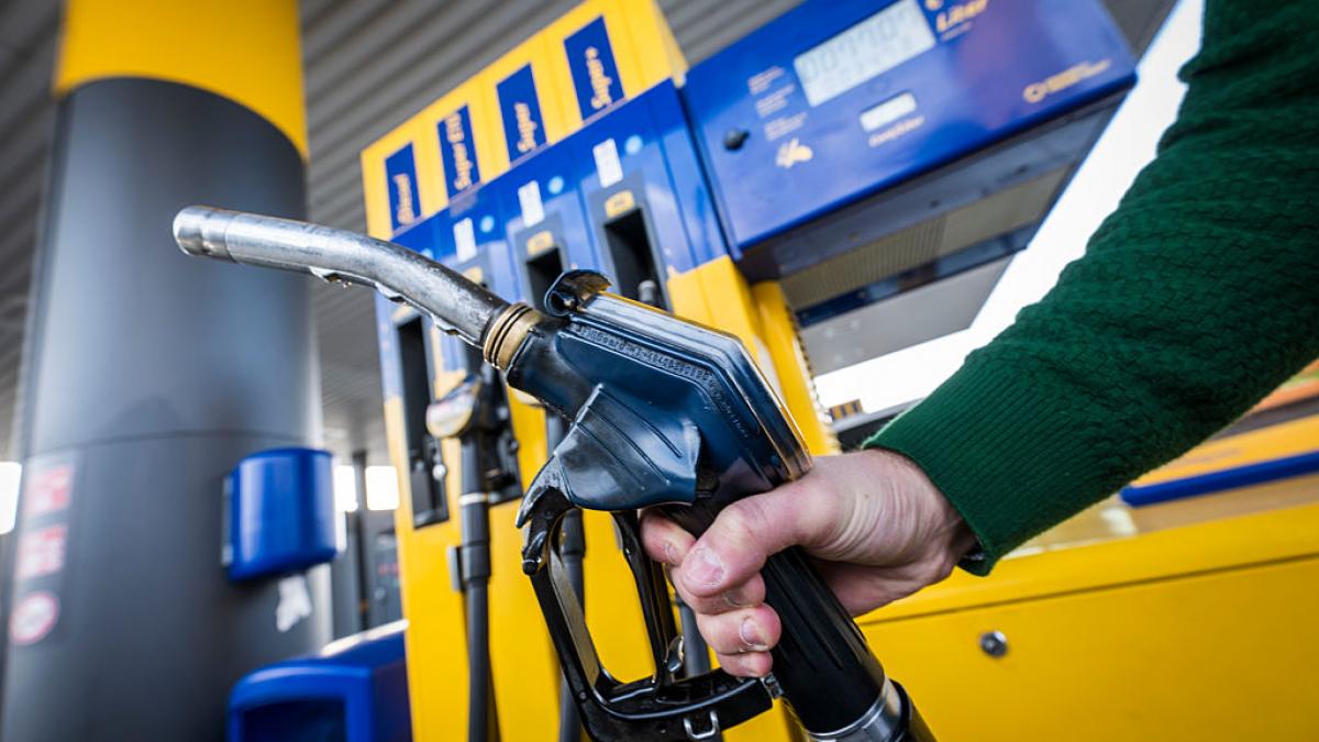 Bolojan explica masurile adoptate in criza carburan tilor Guvernul nu castiga nimic de pe urma
