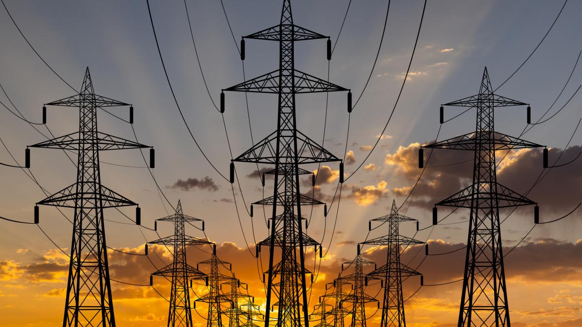 Cand va scadea pretul energiei in Romania Bogdan Ivan Estimez ca incepand cu septembrie vom