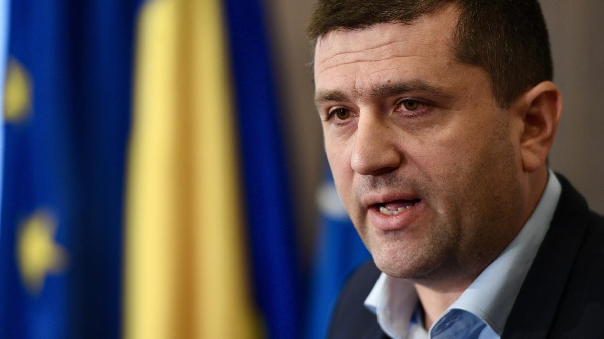 Ce se va intampla dupa motiunea de cenzura impotriva lui Bolojan Daca cineva nu va ceda PSD va prelua conducerea
