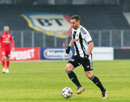 Chipciu a jucat cu frana trasa si a izbucnit in lacrimi cand a vorbit despre Mircea Lucescu