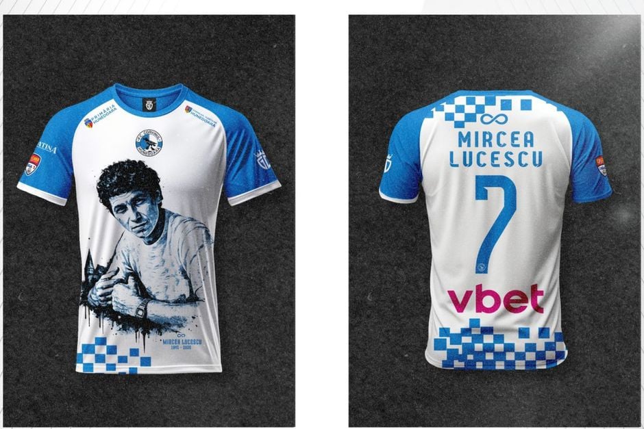 Corvinul il readuce pe Mircea Lucescu pe teran Tricouri unice cu imaginea lui Il Luce care vor fi distribuite direct suporterilor