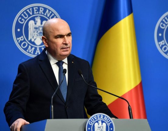 Guvernul lucreaza la nasprirea legislatiei pentru exploatarea agregatelor minerale din terasele