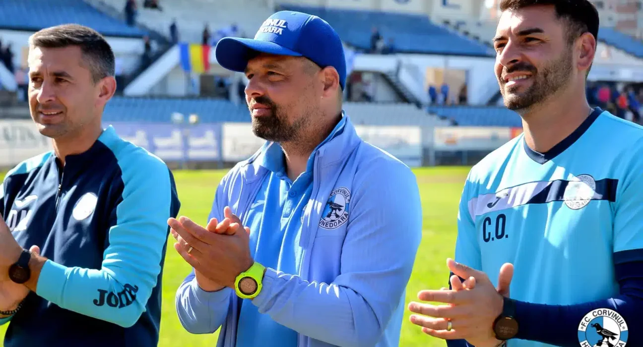 Hunedoara va declara zi de doliu in memoria lui Lucescu Noul stadion al Corvinului ar putea purta numele sau