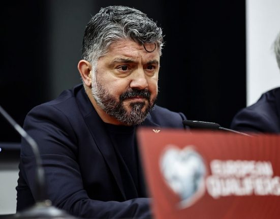 Italia se pregateste pentru schimbari semnificative dupa esecul din play off ul pentru Cupa Mondiala Gattuso pe cale de plecare trei candidati in cursa