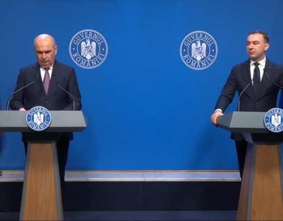 Ministrul Ivan anunta in prezenta lui Bolojan ca isi va da demisia daca PSD decide sa paraseasca Guvernul