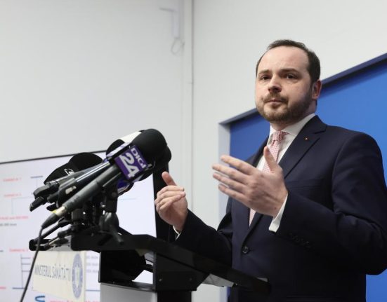 Ministrul Sanatatii se deplaseaza la Washington Rogobete isi propune sa transforme pierderile din scandalul