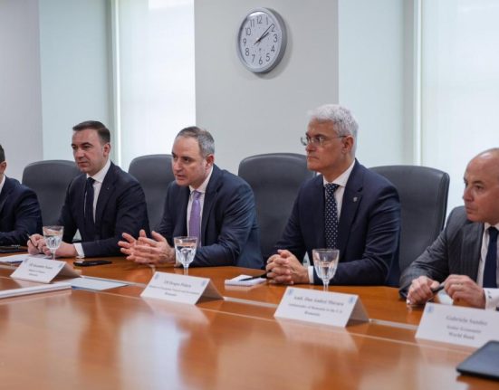 Nazare anunta de la Washington un parteneriat intarit cu US Exim Bank Finantare pentru noi