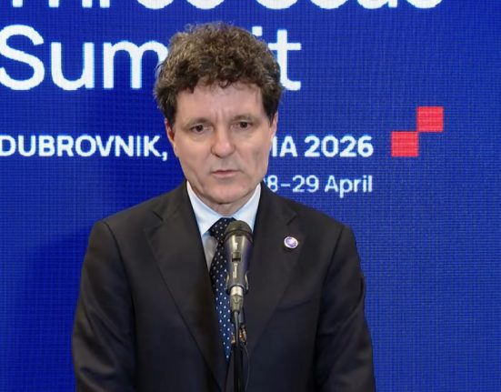 Nicuser Dan Imi doresc ca Romania sa fie condusa de forte prooccidentale Suspendarea mea nu