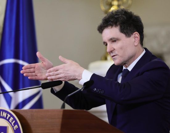 Nicusor Dan intrebat ce rol ar avea intr un film Ar trebui sa fie unul pozitiv Am candidat sa