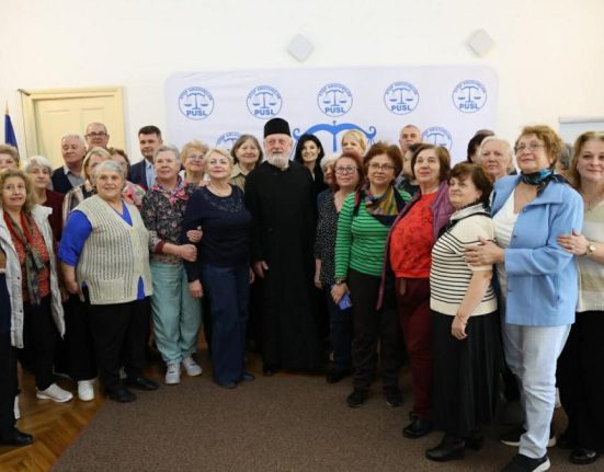 Organizatia de seniori a PUSL Dialog despre traditii Pastele din trecut readus in prezent