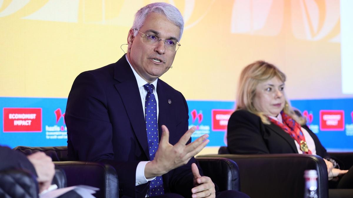 Pislaru privind legea salarizarii unice In 2017 nu a fost realizat un proiect adecvat si realist Banca