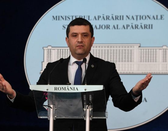 Radu Miruta surprins in minciuna Ce lipseste din CV ul ministrului USR al Apararii Informatzii false