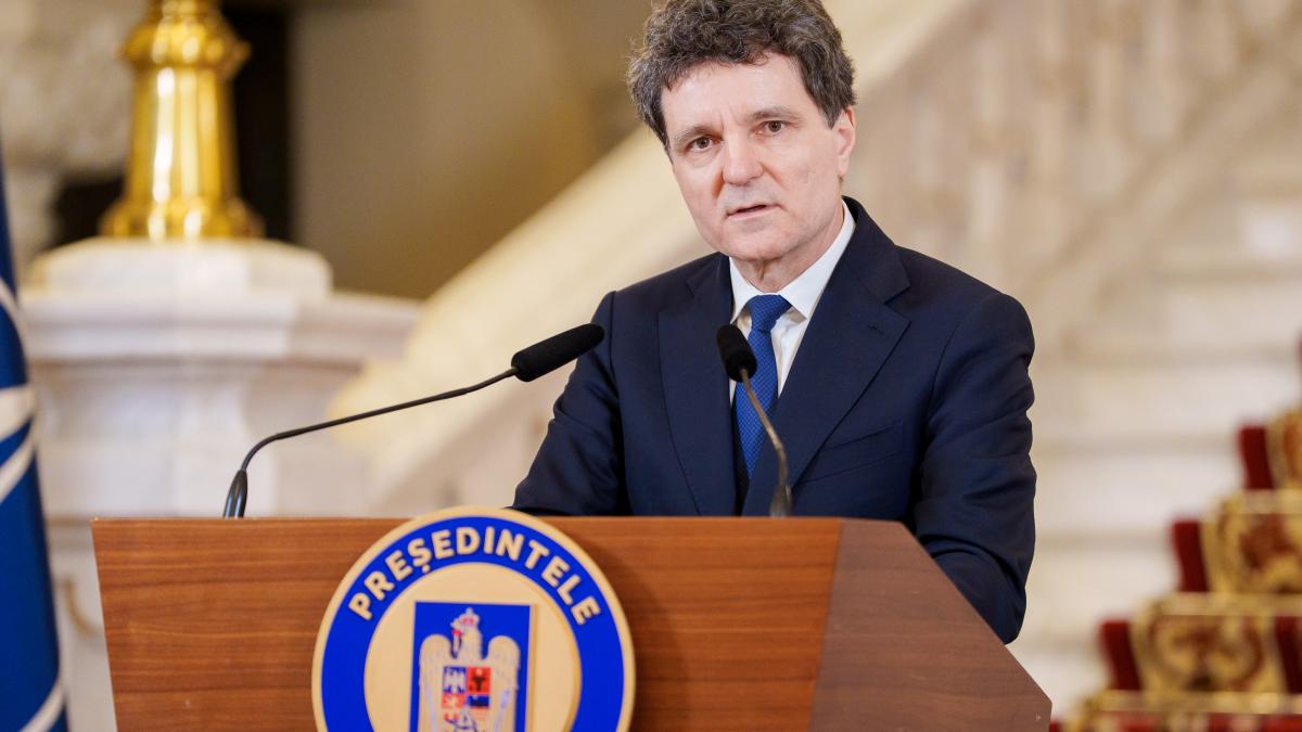 Surse Nicusor Dan era la curent inca de sambata ca PSD si AUR pregatesc o motinue de cenzura dar nu ca