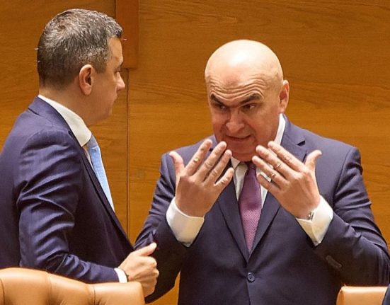 Surse Ultimatum pentru Ilie Bolojan Daca nu demisioneaza pana pe 23 aprilie ministrii PSD