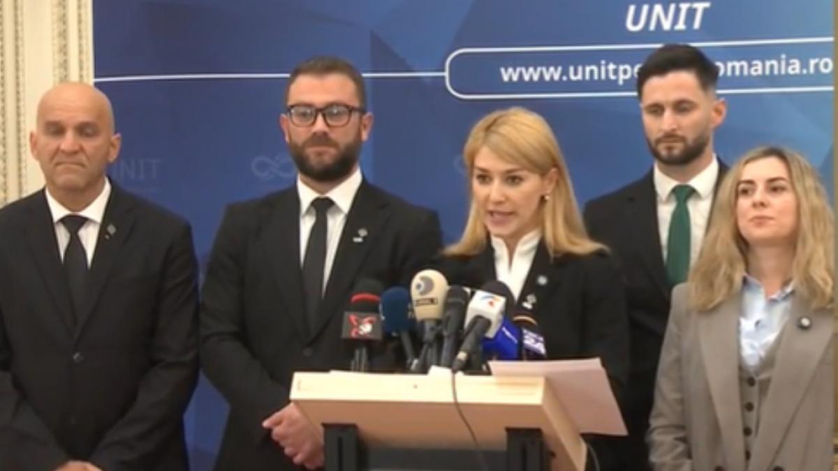 Cei 6 parlamentari care au anuntat ca nu vor mai vota motiunea au ramas acum doar 5 Un coleg