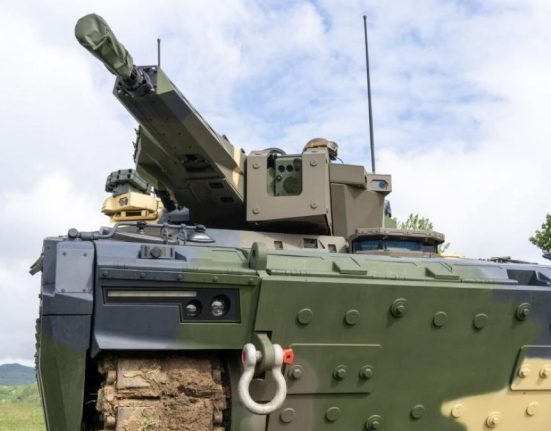 De ce blindatele Lynx au ajuns sa coste Romania peste 11 milioane de euro fiecare Ucraina urmareste cu atentie