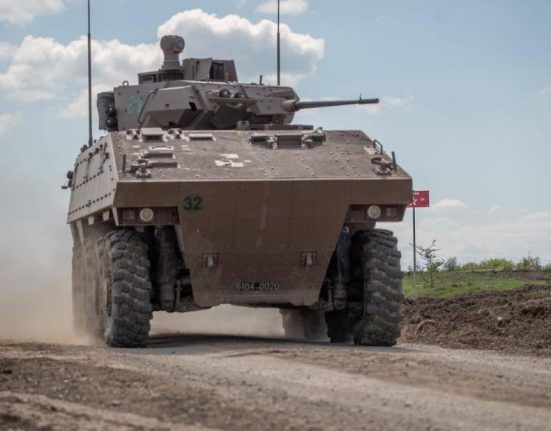 George Simion anunta ca va face o plangere la DNA pentru achizitiile din SAFE In cazul Rheinmetall se simte a
