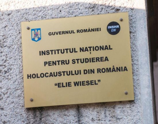 Institutul Elie Wiesel acuza AUR ca intentioneaza sa l desfiinteze Este vizat si Muzeul de Istorie