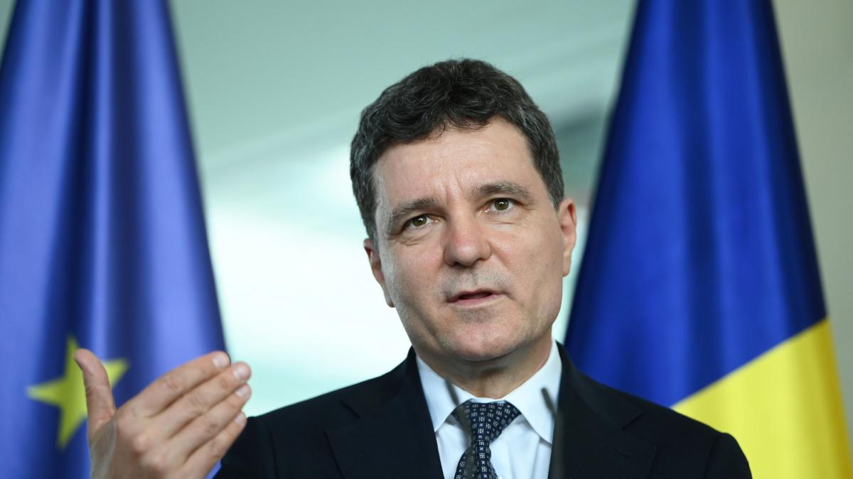 Nicusor Dan Pana pe 31 mai vom semna contractele pentru programul SAFE