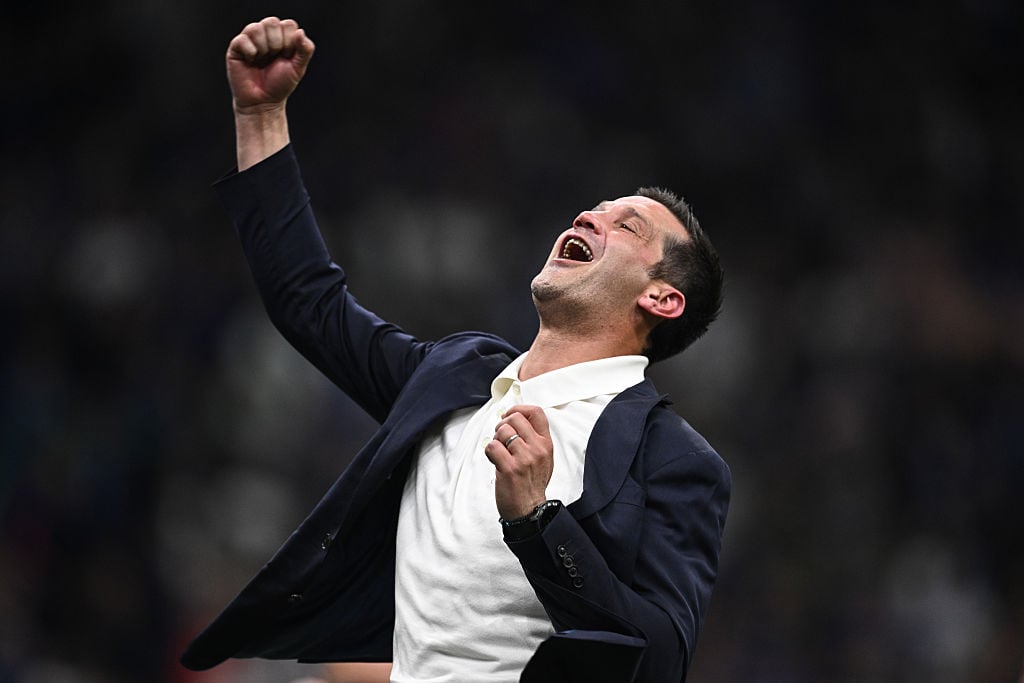 Presa italiana il lauda pe Chivu dupa castigarea titlului De la cea mai intunecata noapte la triumf