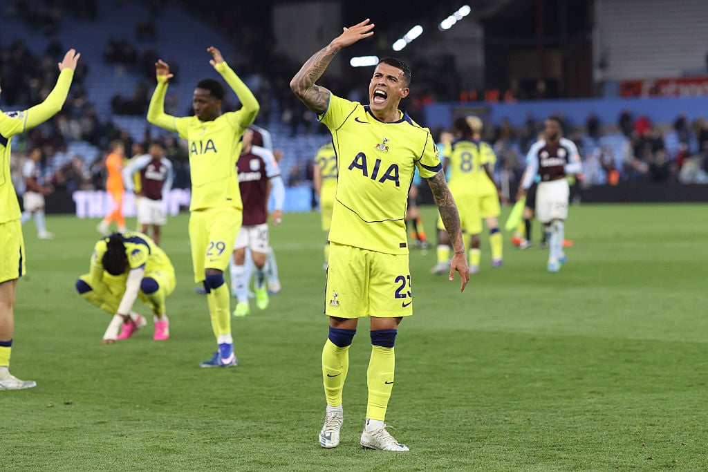 Tottenham respira usurat dupa victoria de la Villa Park Dragusin a privit de pe banca salvarea temporara