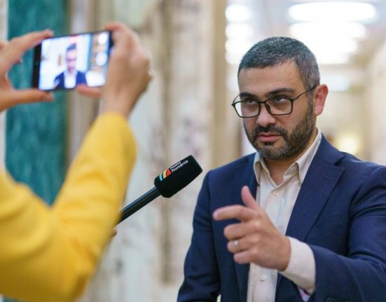 acuze intre fostul si actualul ministru al muncii privind interzicerea cumulului pensie salariu Sa