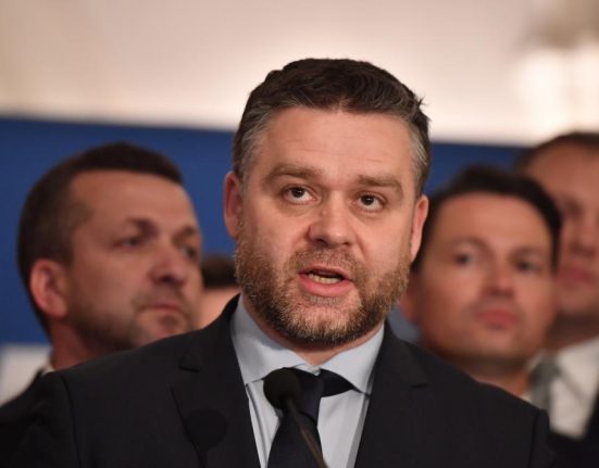 ciprian ciucu nu exclude posibilitatea ca pnl sa sprijine un guvern psd udmr minoritatI ne putem limita la un