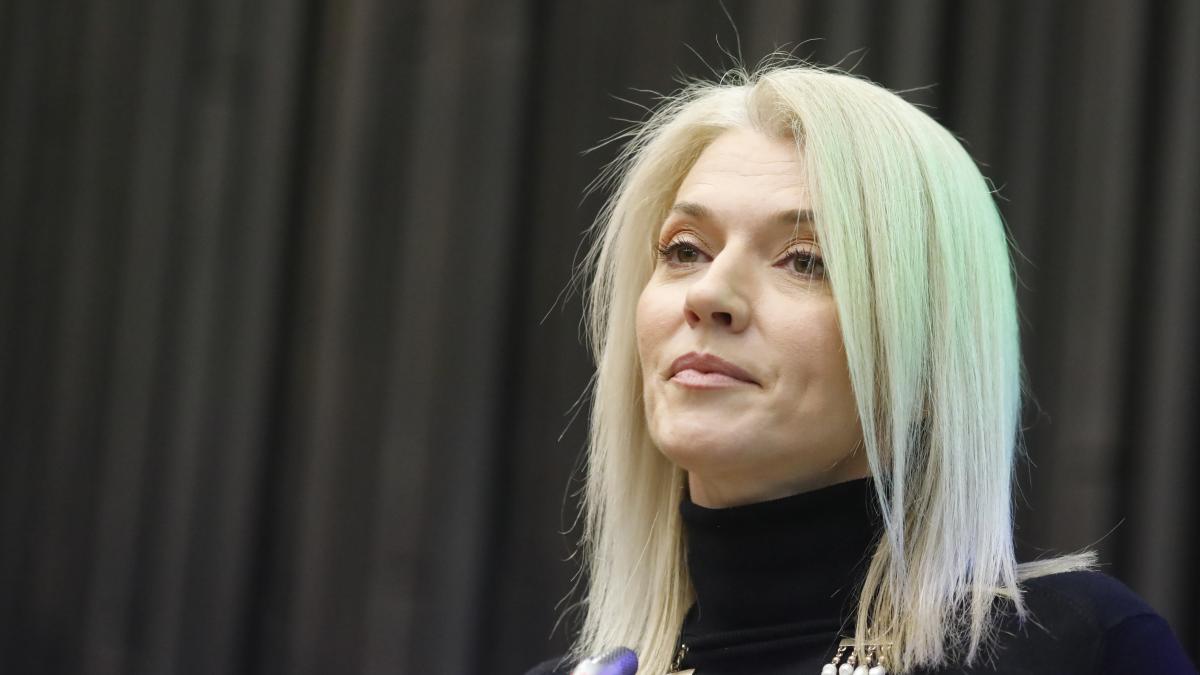 Alina Gorghiu isi exprima nemultumirea fata de conducerea PNL Nu putem fi percepti ca un partid responsabil daca la fiecare 24