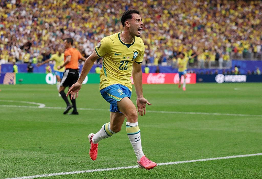 Brazilia a scapat de surpriza de ultim moment Golul din prelungiri a dus Selecao in optimile Campionatului Mondial
