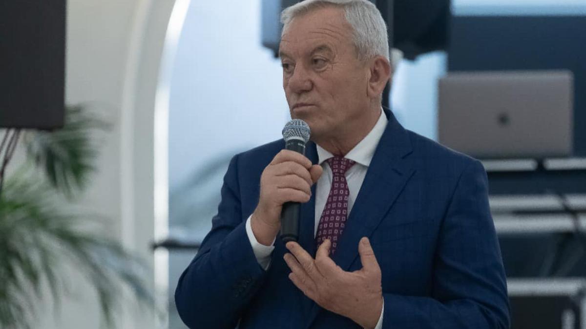 Constantin Toma isi exprima din nou critici fata de conducerea PSD Nu sunt capabili sa inlocuiasca nimic Daca m ar