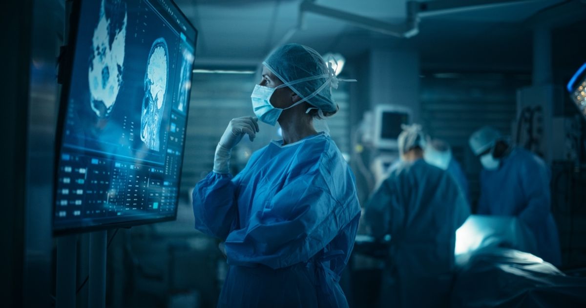 Cum a reusit o femeie cu doar 8 clase sa obtina un loc de munca ca doctor intr un spital din Italia consultand aproape 160 de pacienti