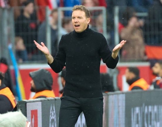 Germania lui Nagelsmann a intrat in jocuri de copii Fotbalistii se joaca de a v ati ascunselea