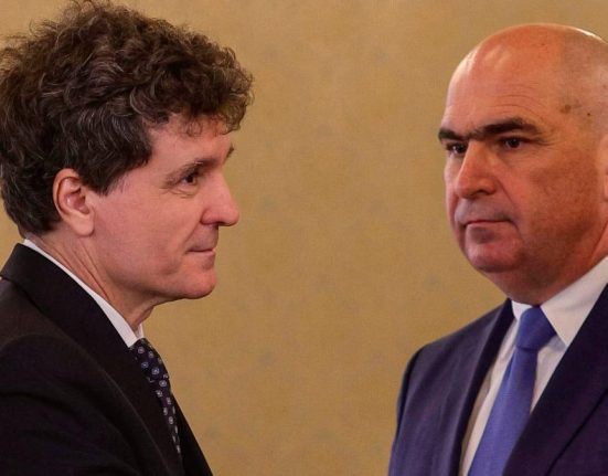 Ilie Bolojan ii raspunde lui Nicusor Dan PNL nu impiedica Ne am mai ars cu domnul