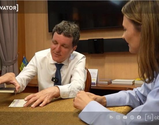 Ce contine caretelul lui Nicusor Dan un amestec de probleme personale si unile mai ascunse