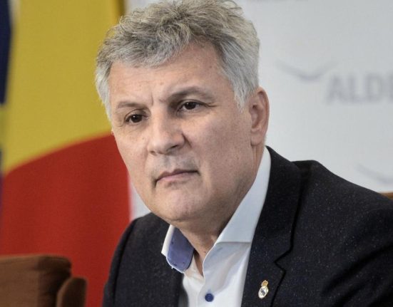 Daniel Zamfir il acuza pe Buzoianu ca distruge terase in mijlocul sezonului estival nainte de inceperea