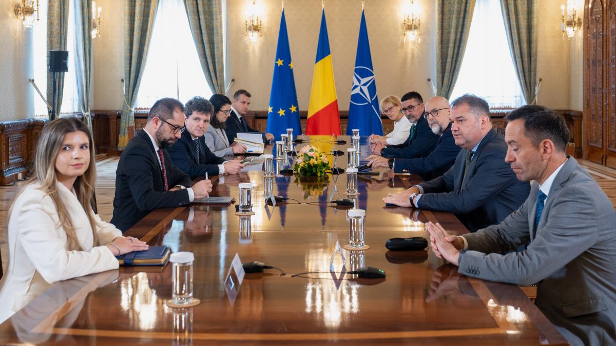 Inainte de intalnirea cu Nicusor Dan Kelemen Hunor indeamna PSD PNL si USR sa actioneze
