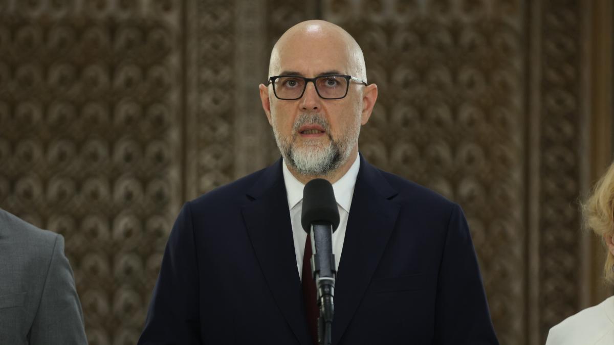 Kelemen Hunor solicita o solutie rapida pentru criza politica Oamenii sunt satui de acest circ
