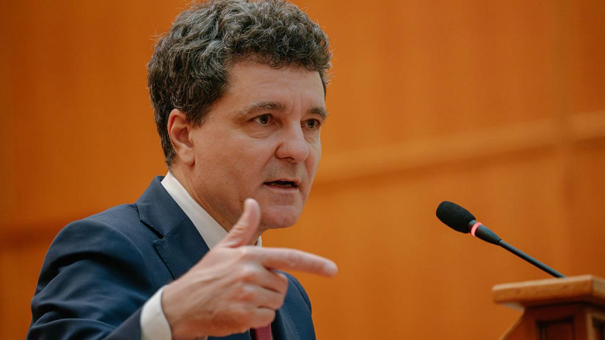 NicUSR Dan anunta de la Paris ca sunt pasi timizi spre reconciliere ntre partide Daca