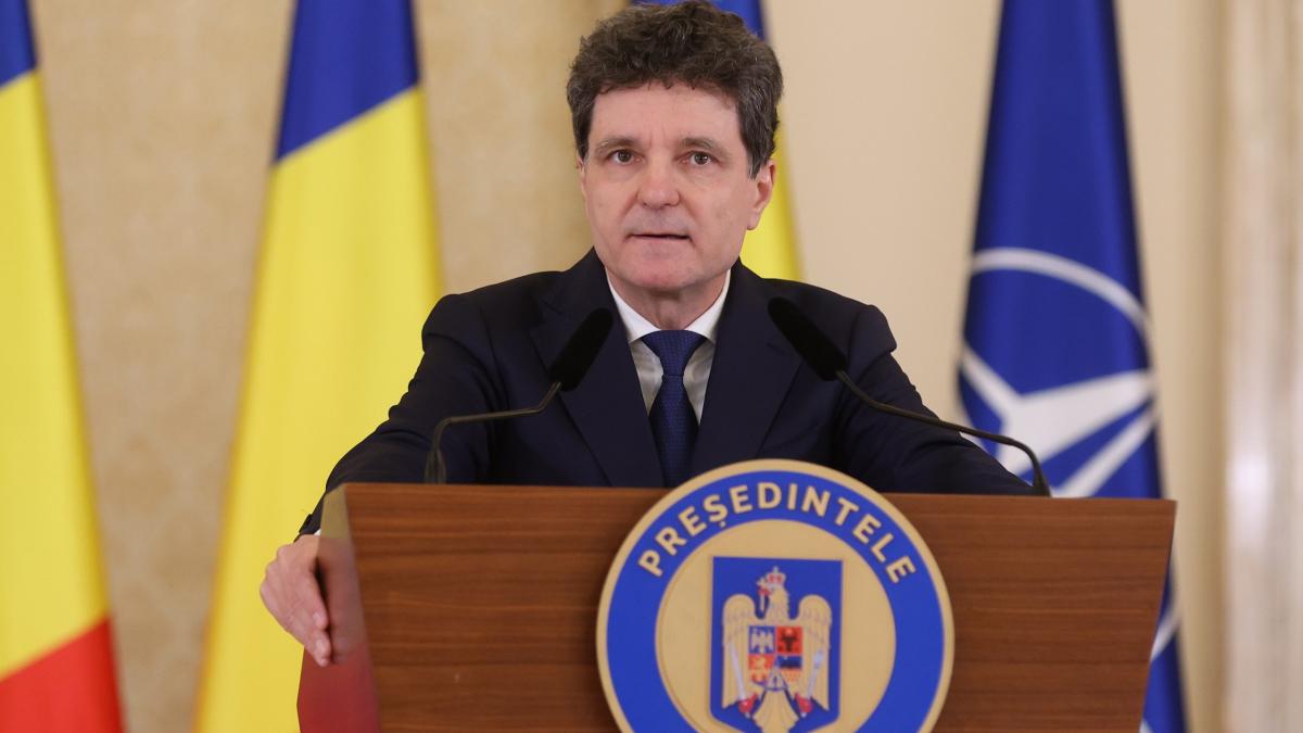 Nicusor Dan soliciata partidelor sa negocieze saptamanal pana ajung la o intelegere Cand