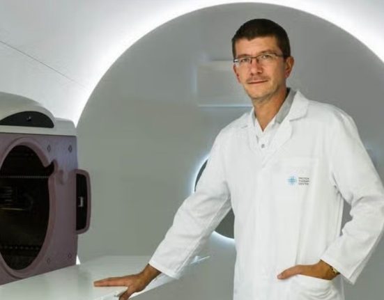 Nu astepta sa se rezolve de la sine un medic oncolog dezvaluie cele trei simptome ale cancerului pe care multi le ignora cand trebuie sa consulti de urgenta un medic