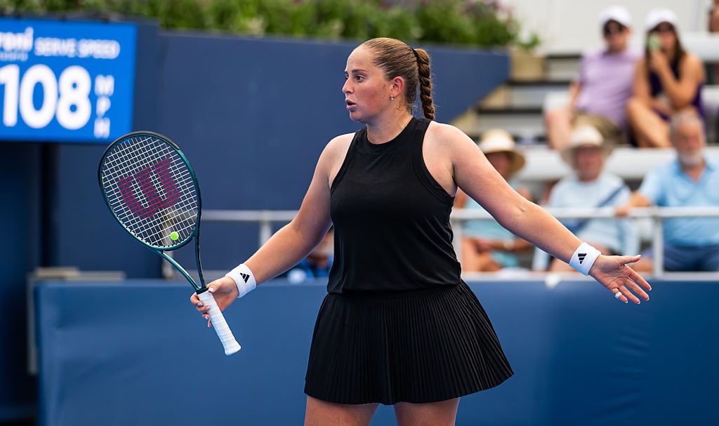 Ostapenko a starnit din nou controverse Adversara a refuzat sa i dea mana dupa un final dramatic