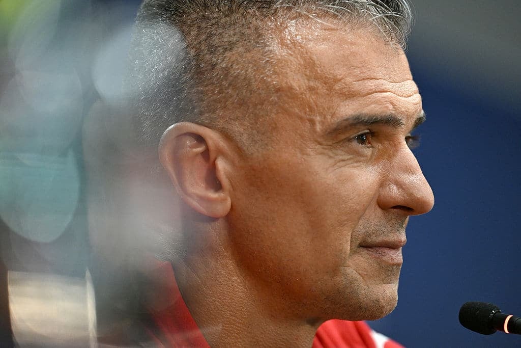Pancu modifica ierarhia la Rapid Noua sefie surprinde vestiarul