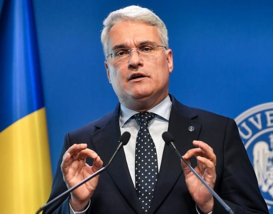 Reactia lui Pislaru dupa ce Curtea de Apel a impiedicat Legea salarizarii A suspendat un mesaj publicat la