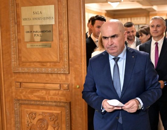 Surse Bolojan nu doreste sa extinda TVA ul de 9 pentru locuinte atata timp cat Cadastrul este blocat
