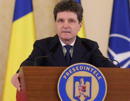 Surse Nicusor Dan ii convoaca luni la Cotroceni pe liderii PSD PNL USR si UDMR