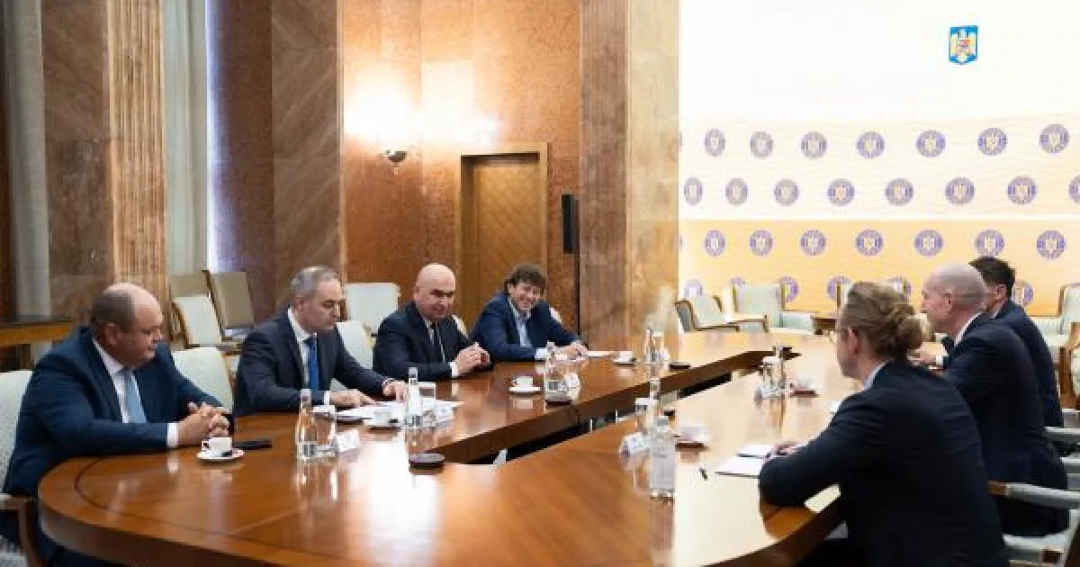 AUR va lipsi probabil la votul pentru Guvernul Mureșan. Peiu: De ce să hrănim butaforia? 1 AUR va lipsi probabil la votul pentru Guvernul Mureșan. Peiu: De ce să hrănim butaforia?