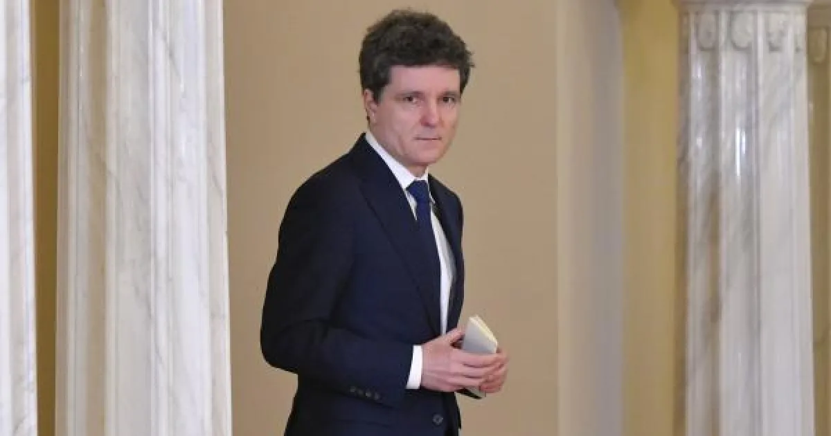 Călin Georgescu, întâlnire cu „producători locali” într-o piață de vechituri din Oradea