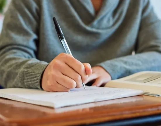 Câte absențe duc la scăderea notei la purtare. Regulamentul pentru anul școlar 2026-2027